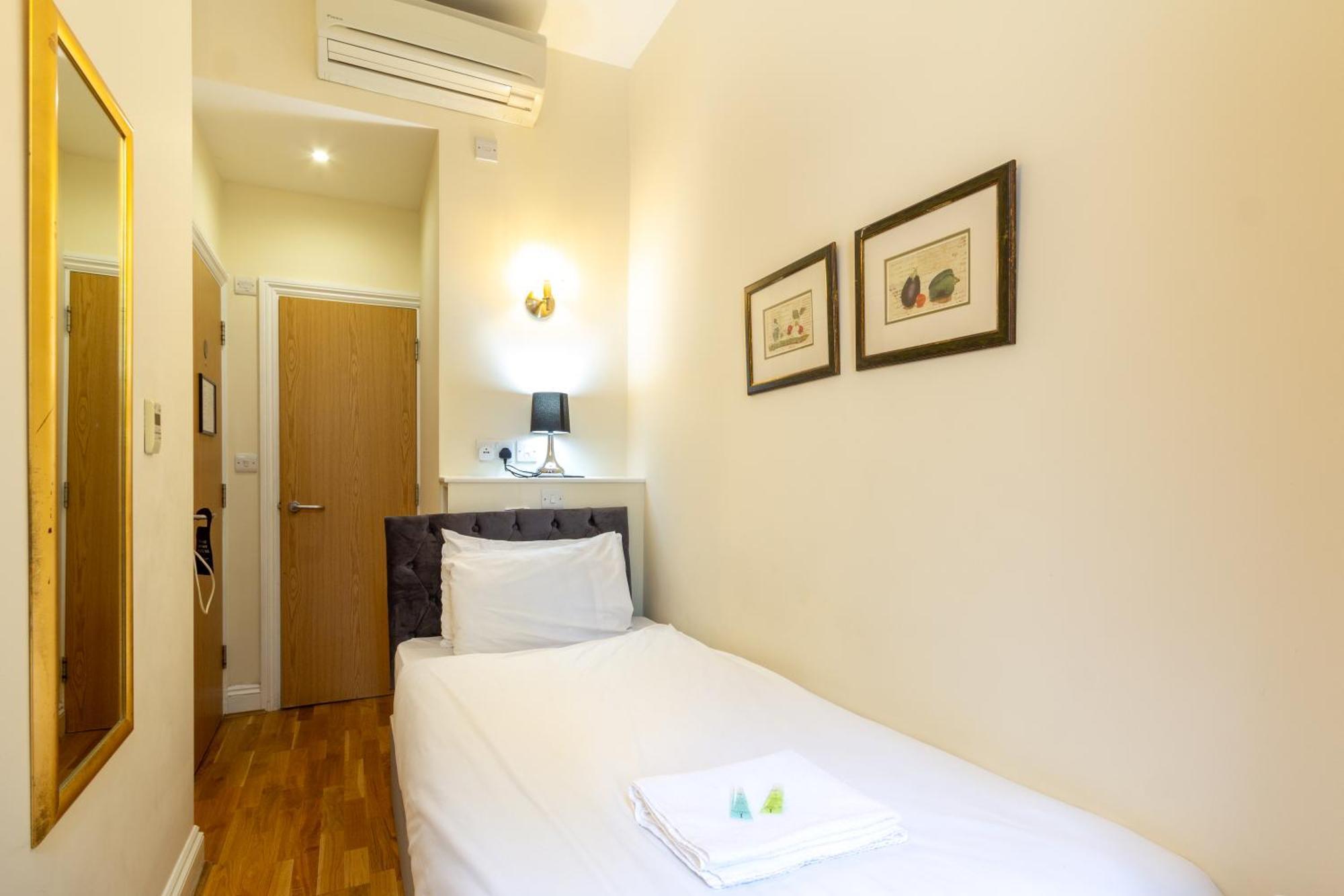 Coronation Hotel London Ngoại thất bức ảnh
