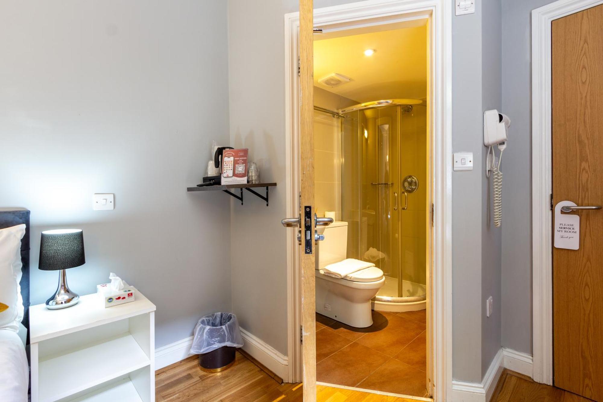 Coronation Hotel London Ngoại thất bức ảnh