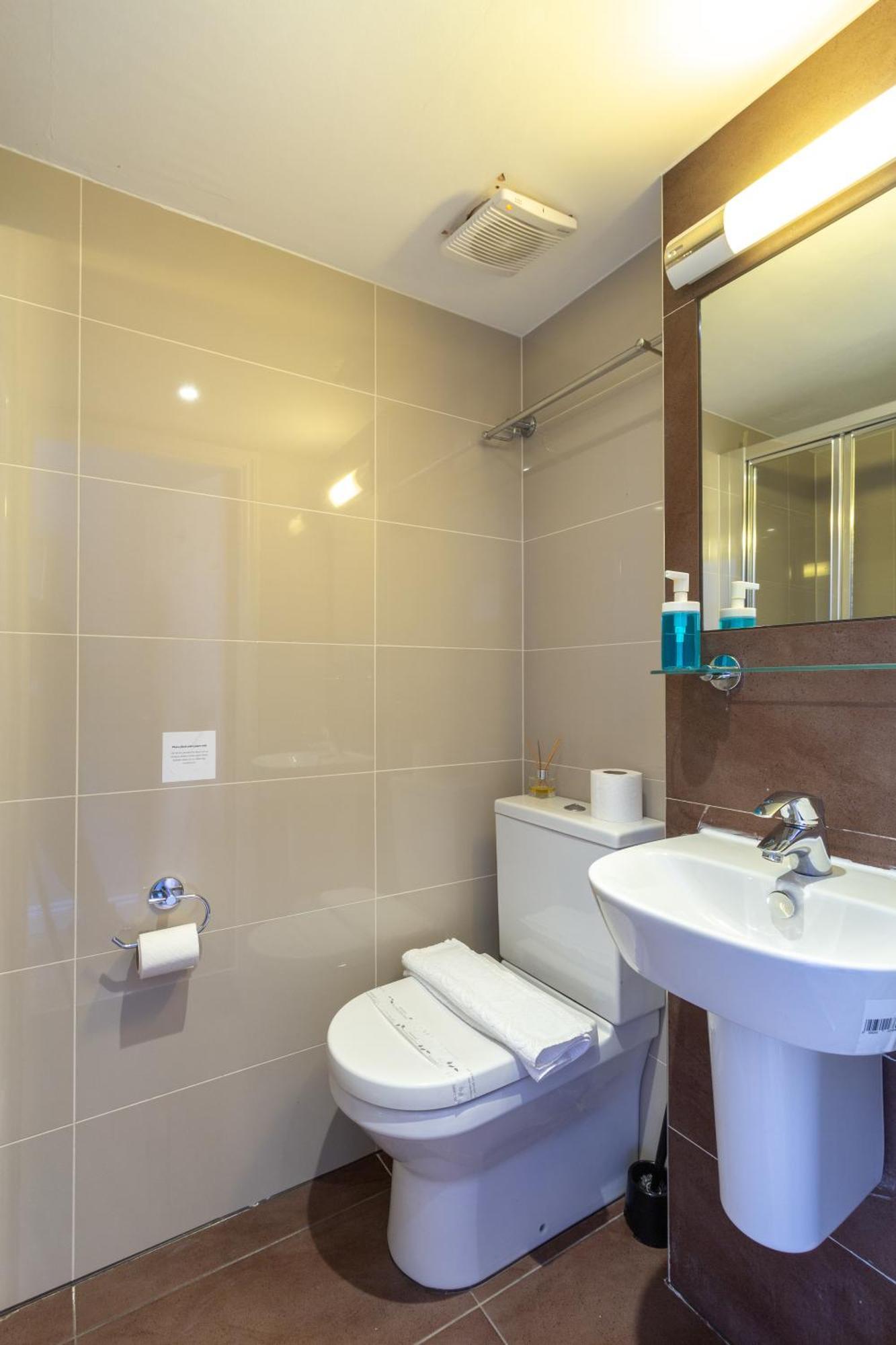 Coronation Hotel London Ngoại thất bức ảnh